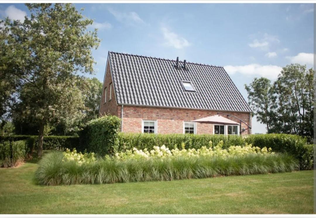 Mooi, Vrij Gelegen Vakantiehuis Dichtbij Zee En Strand! アーフテーケルケ エクステリア 写真